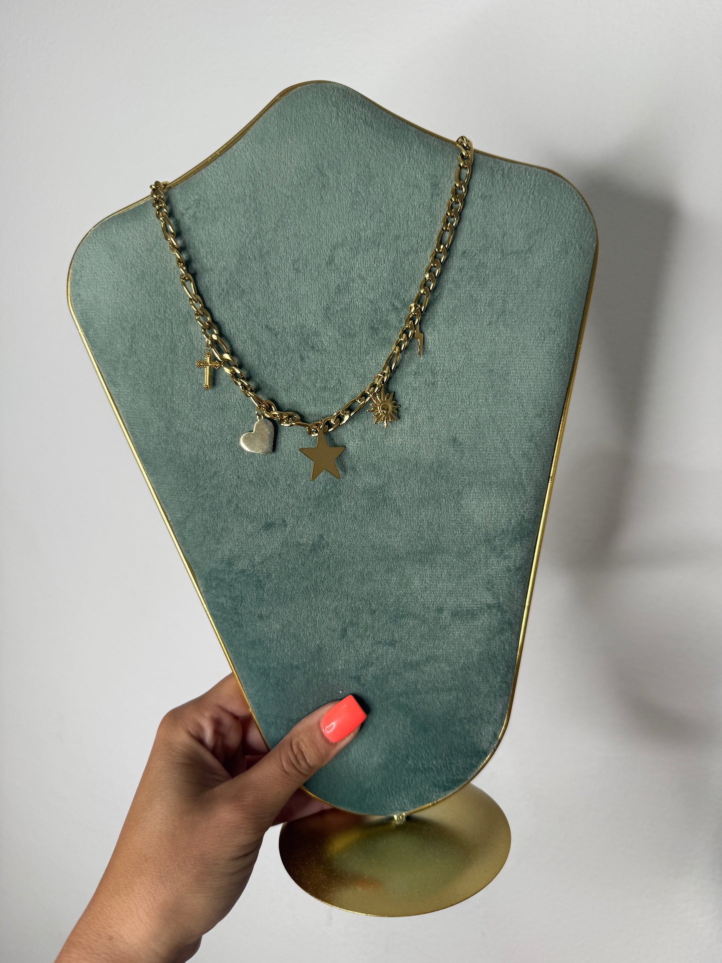 COLLAR SUMMER