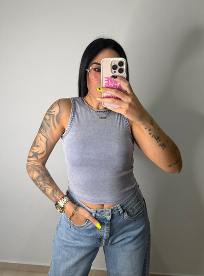 CAMISETA EFECTO LAVADO TACHAS