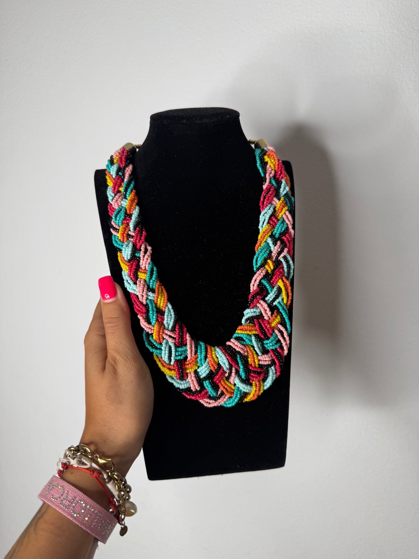 COLLAR TRENZADO MULTICOLOR
