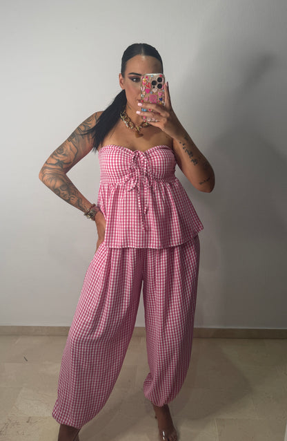 CONJUNTO ARI FUCSIA
