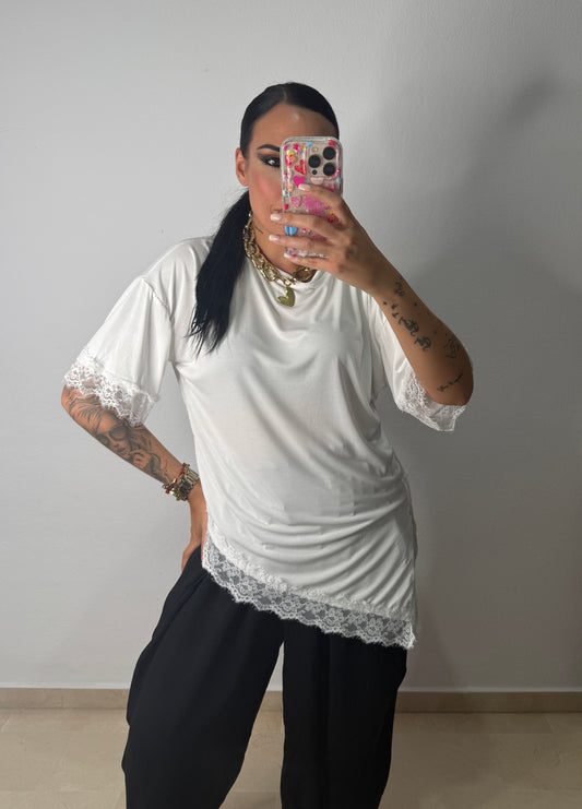 CAMISETA OVER ASIMÉTRICA WHITE