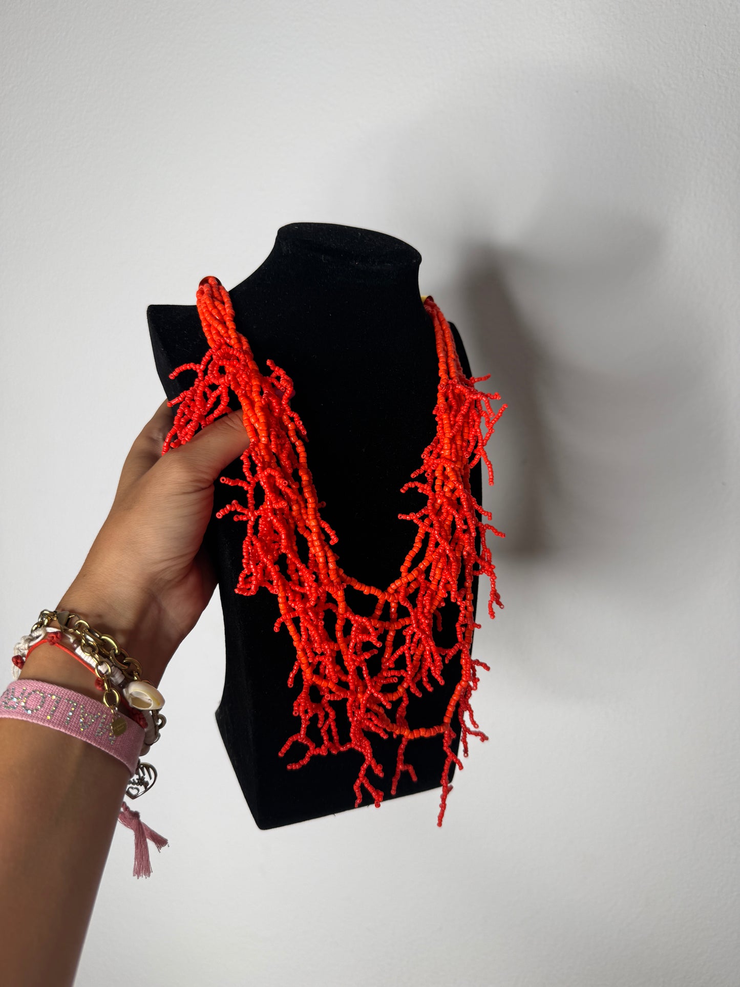 COLLAR CORALES NEON