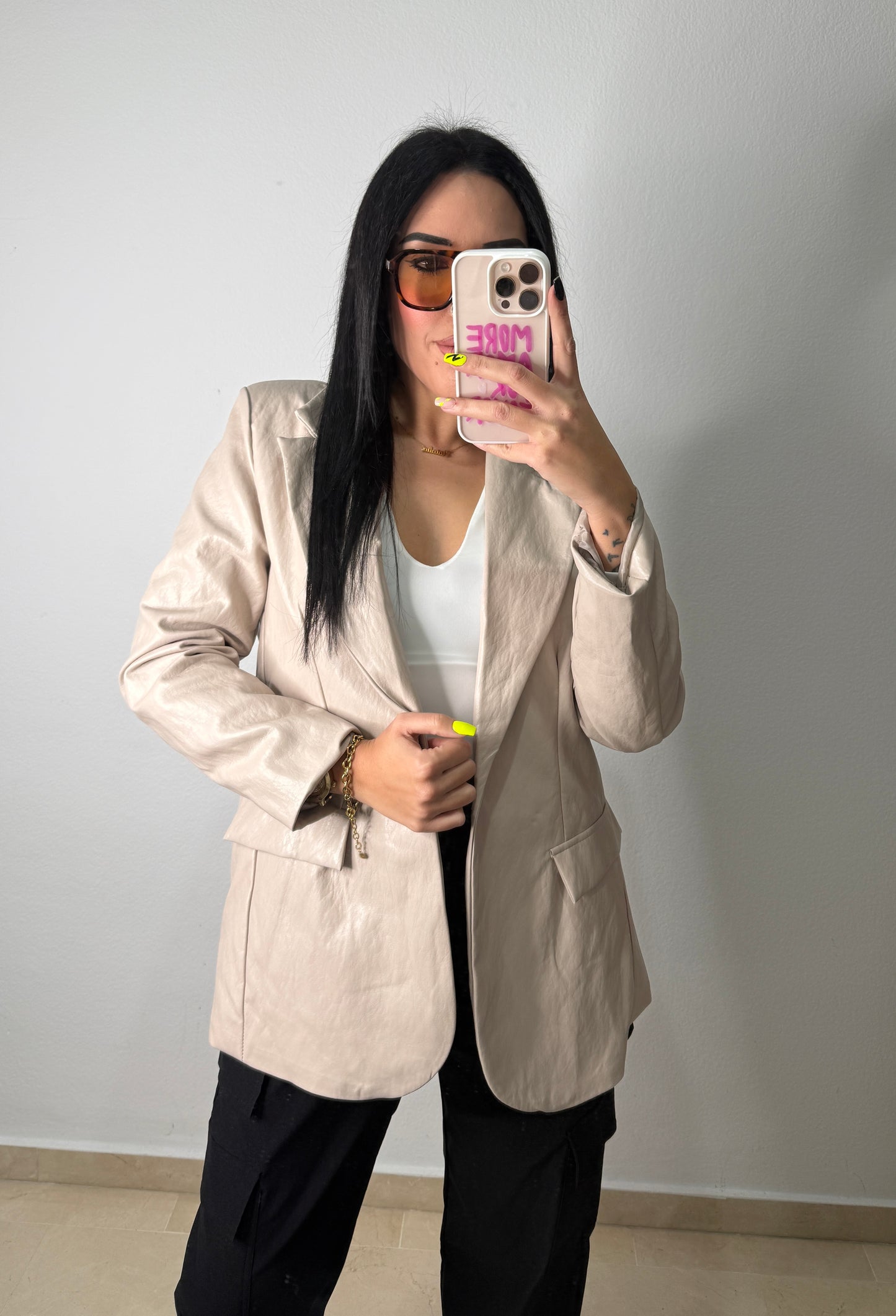 BLAZER EFECTO PIEL TAUPE