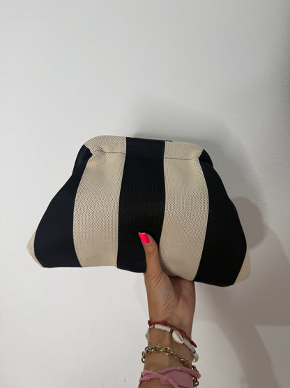 CLUTCH BICOLOR BLACK WHITE