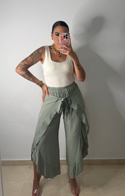 PANTALÓN ABERTURA LAZO CAQUI