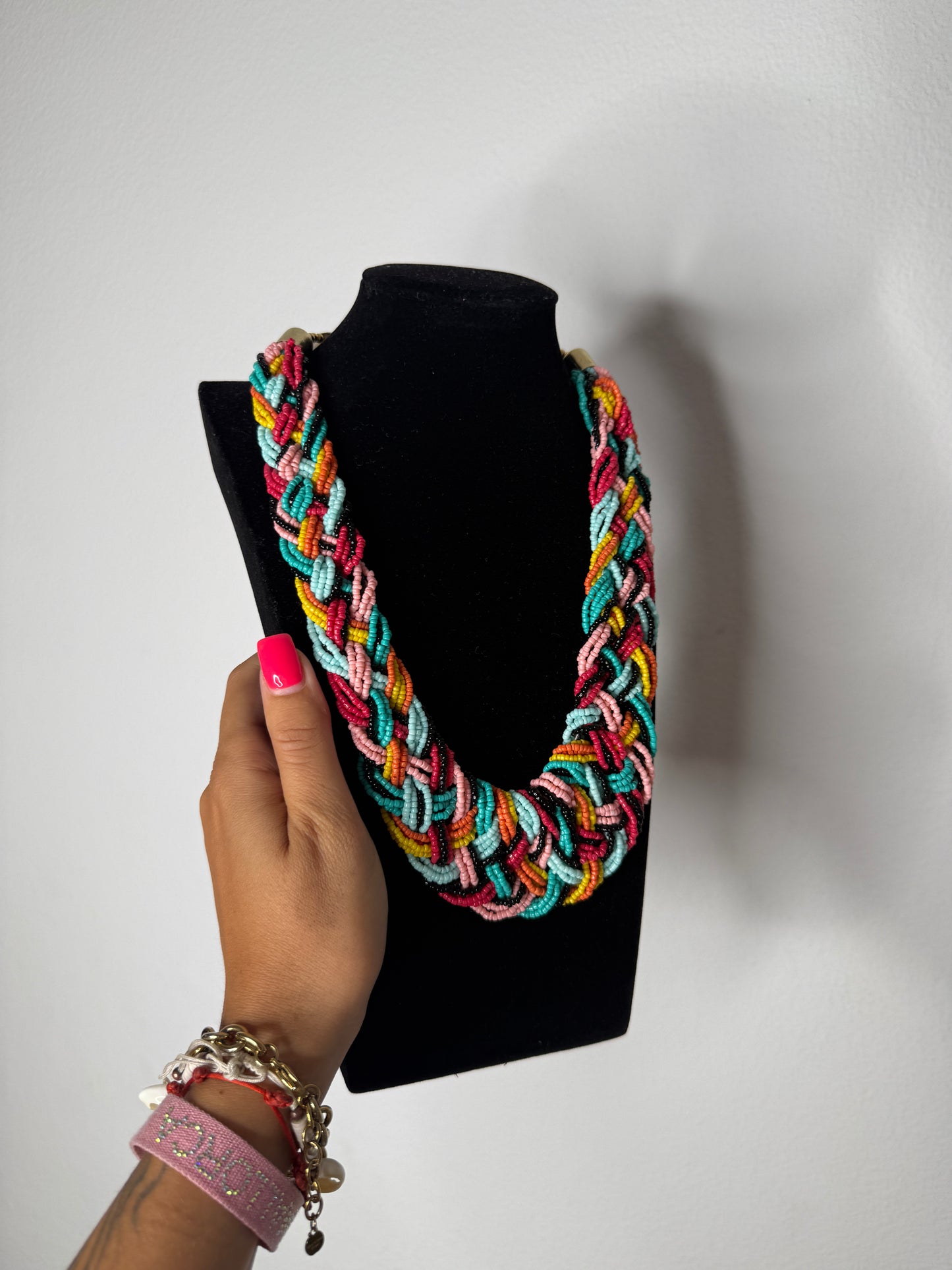 COLLAR TRENZADO MULTICOLOR