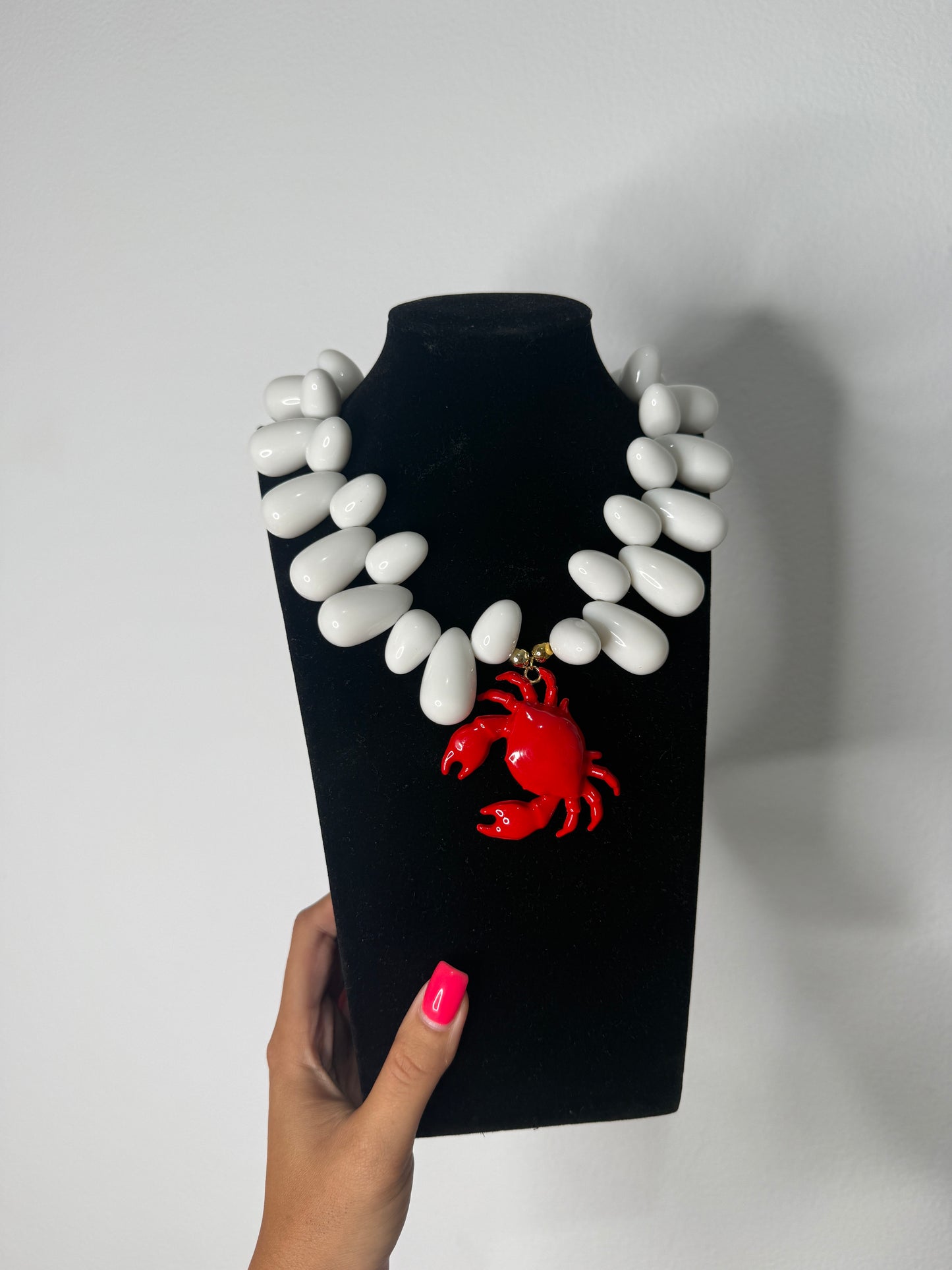 COLLAR CRAB WHITE