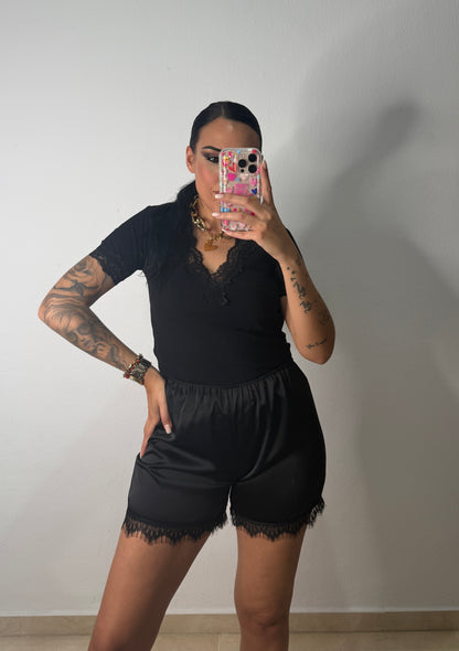 SHORT SATINADO BLACK