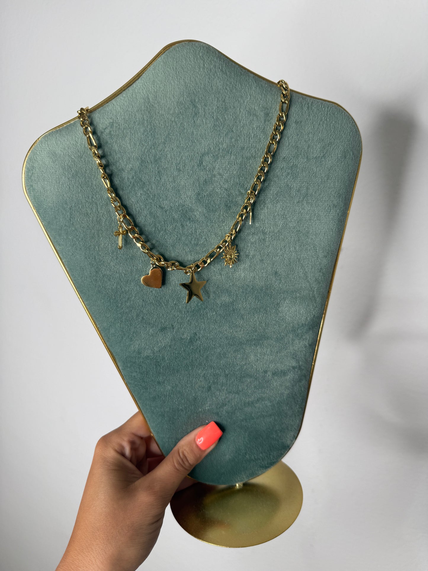 COLLAR SUMMER