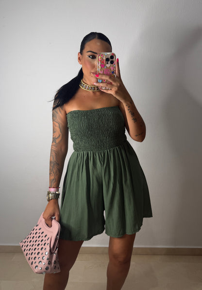 MONO CARLA CAQUI