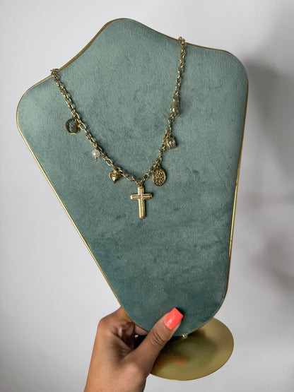 COLLAR CROSS