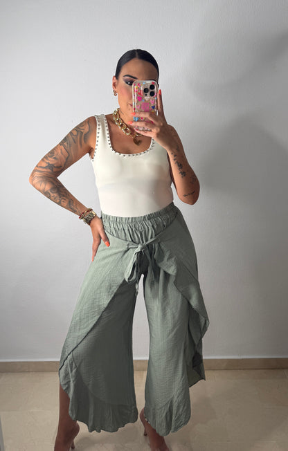 PANTALÓN ABERTURA LAZO CAQUI