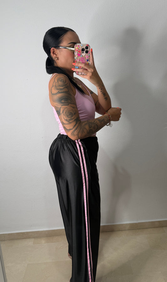 PANTALÓN ADI BLACK ND PINK