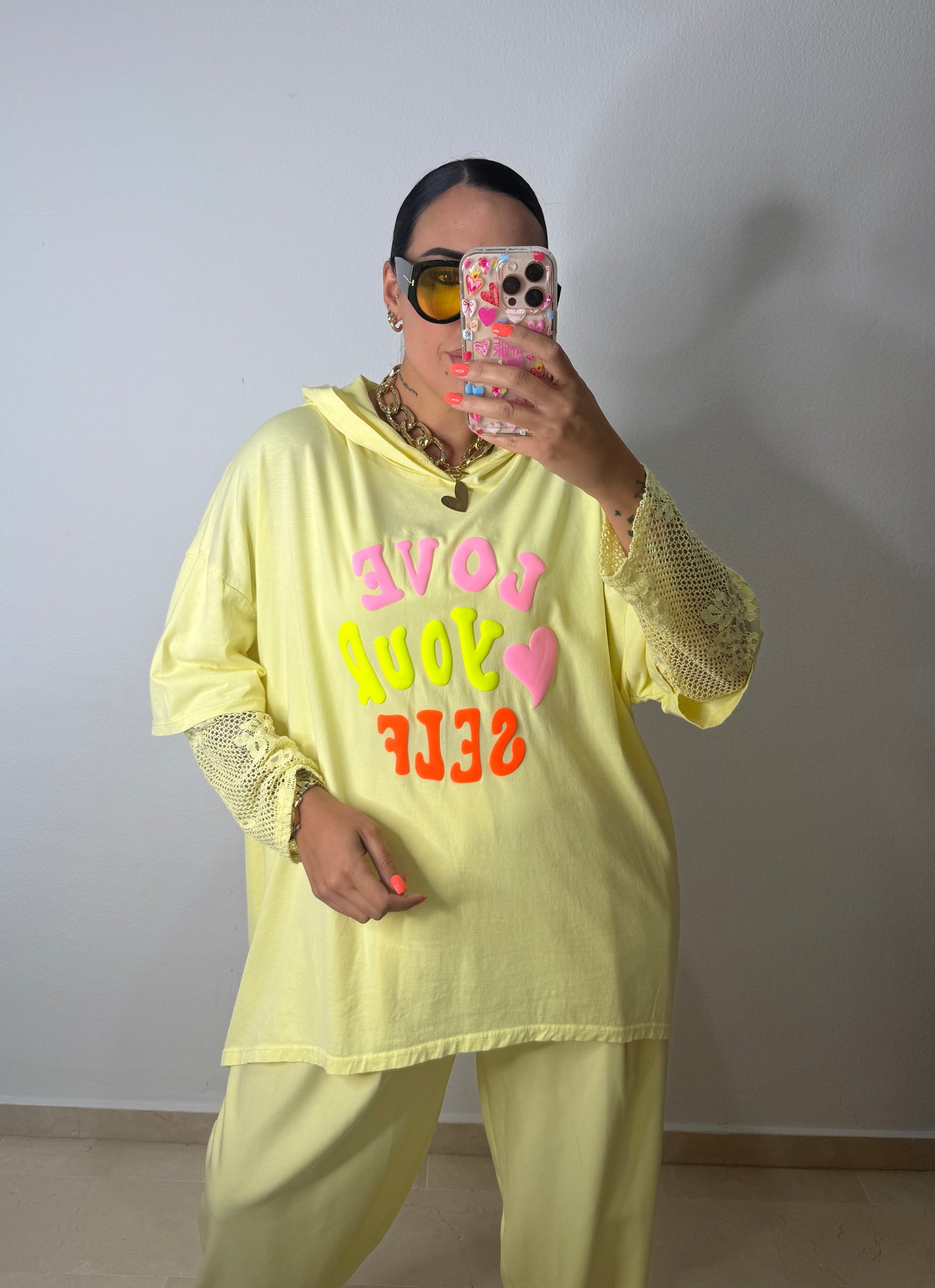SUDADERA OVER NEON LOVE YELL