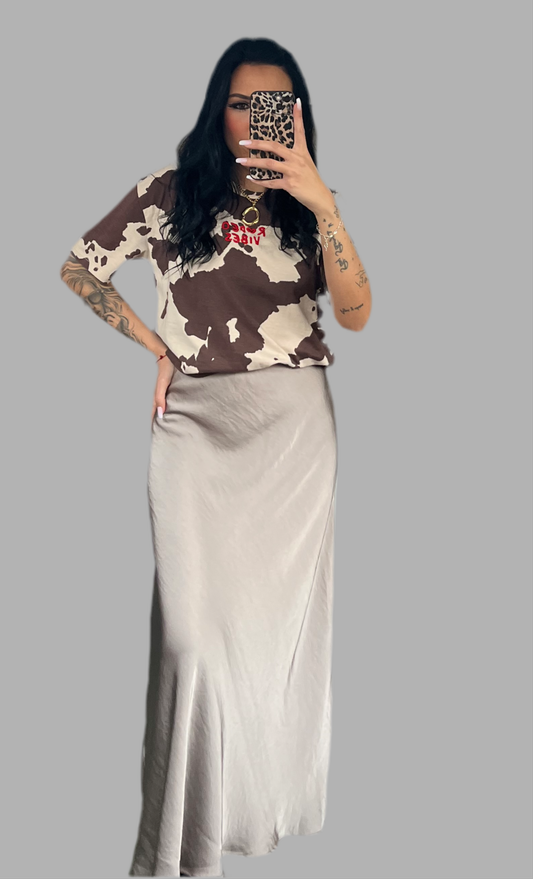 FALDA SATINADA