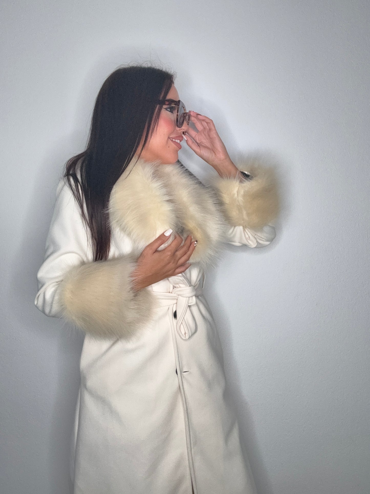 ABRIGO LUXURY PELO WHITE
