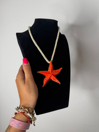 COLLAR STAR ORANGE