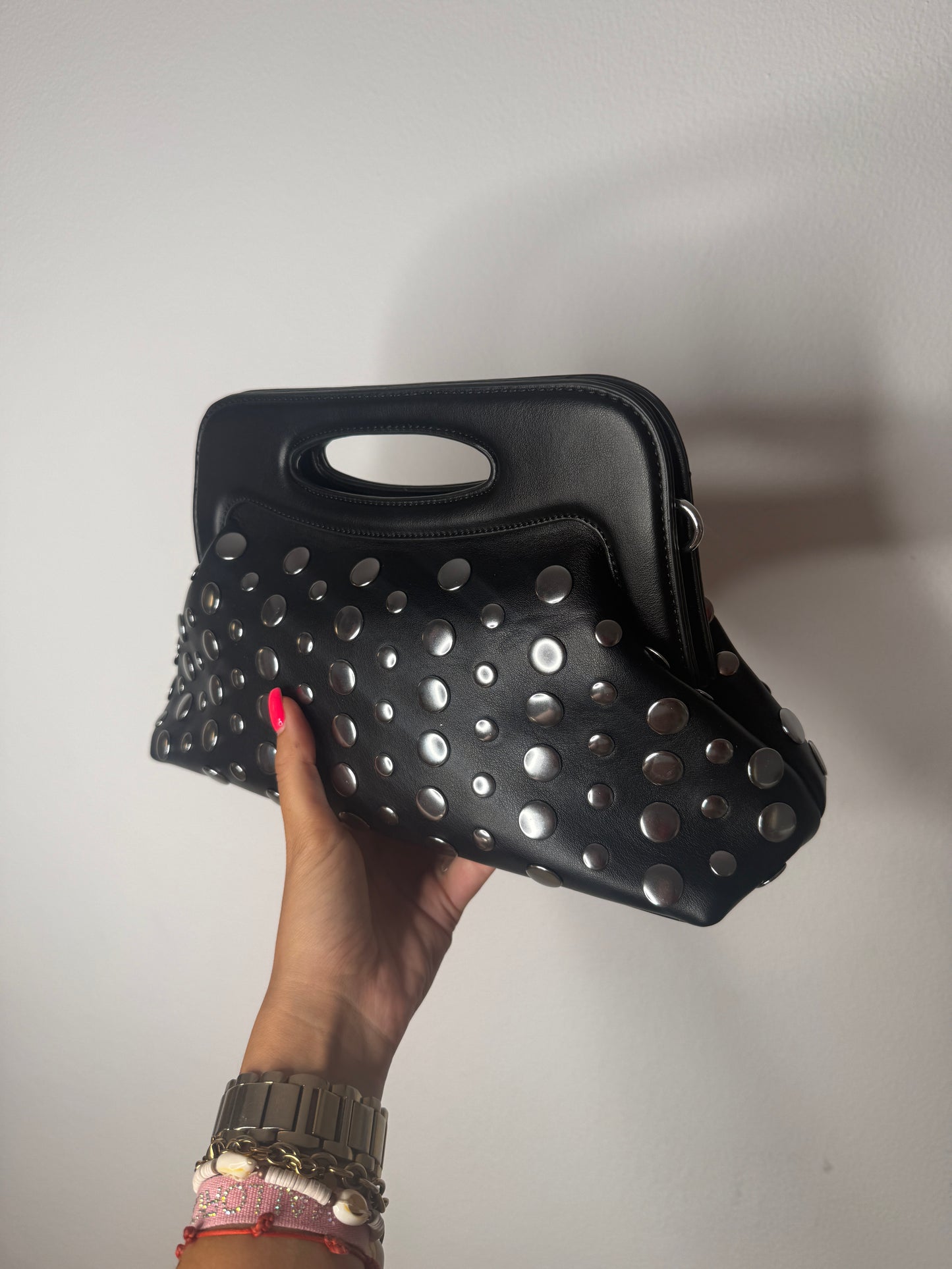BOLSO TACHAS BLACK