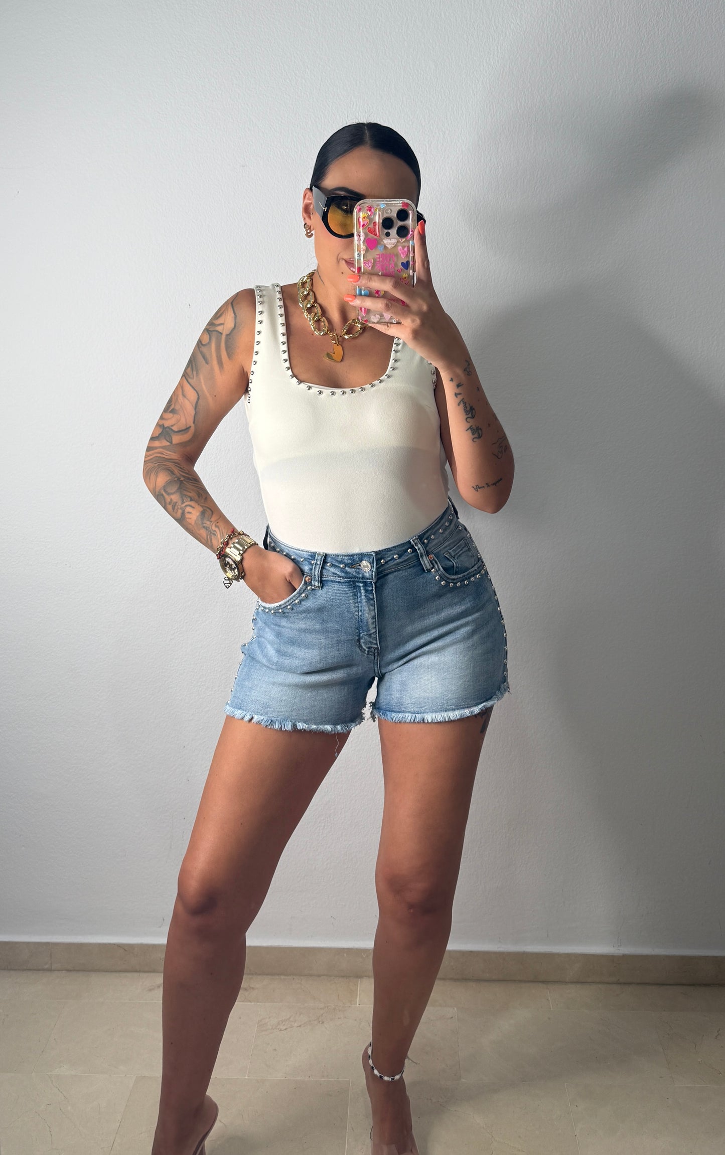 SHORT DENIM TACHAS